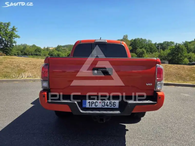 2017 Toyota TACOMA