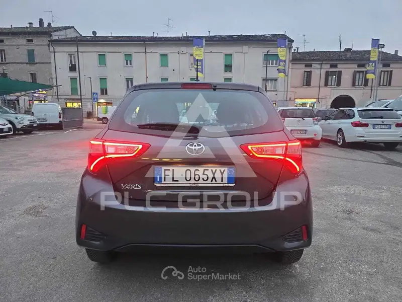 2017 Toyota YARIS