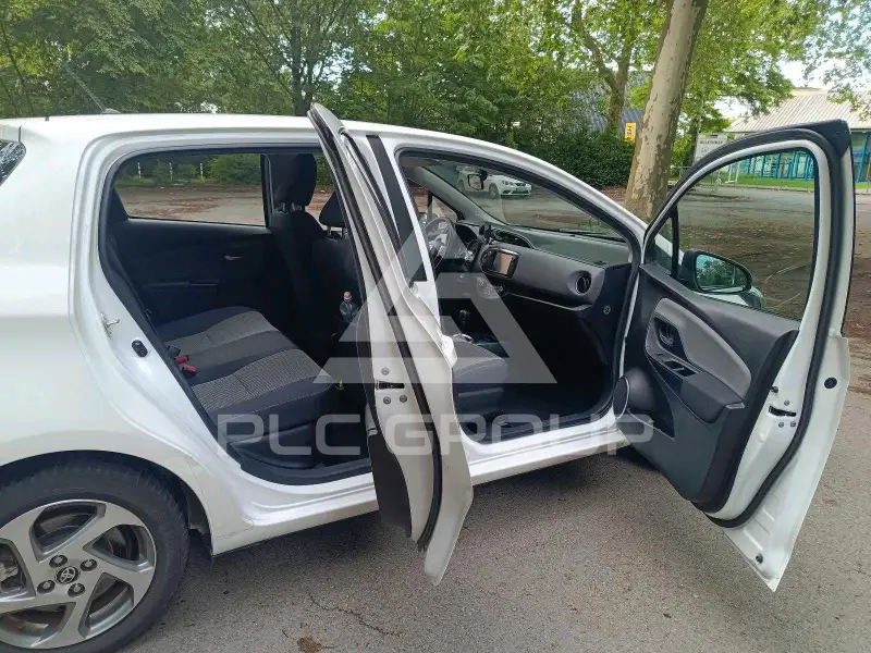 2017 Toyota YARIS
