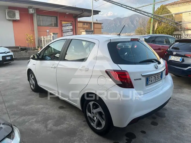 2017 Toyota YARIS