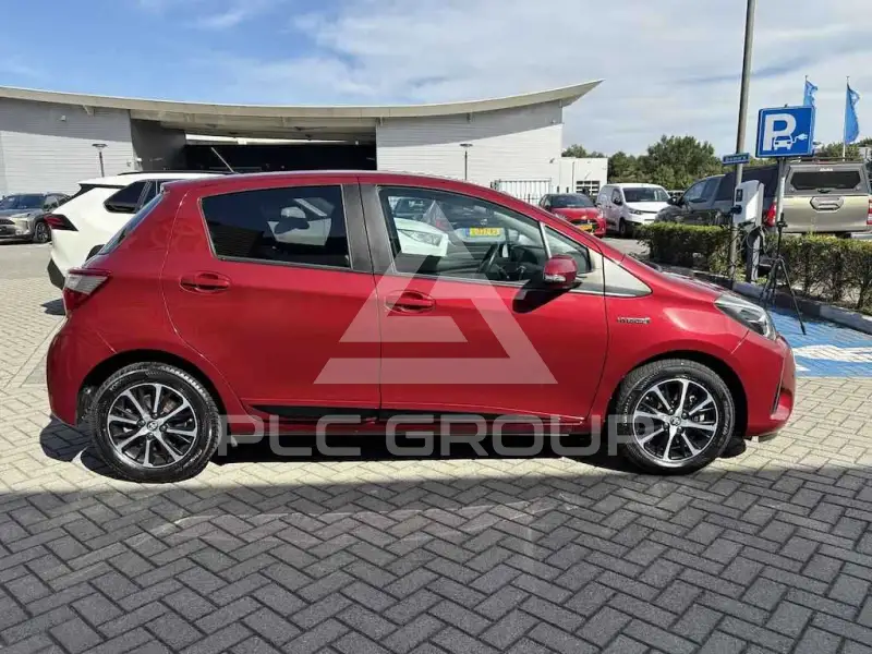 2017 Toyota YARIS