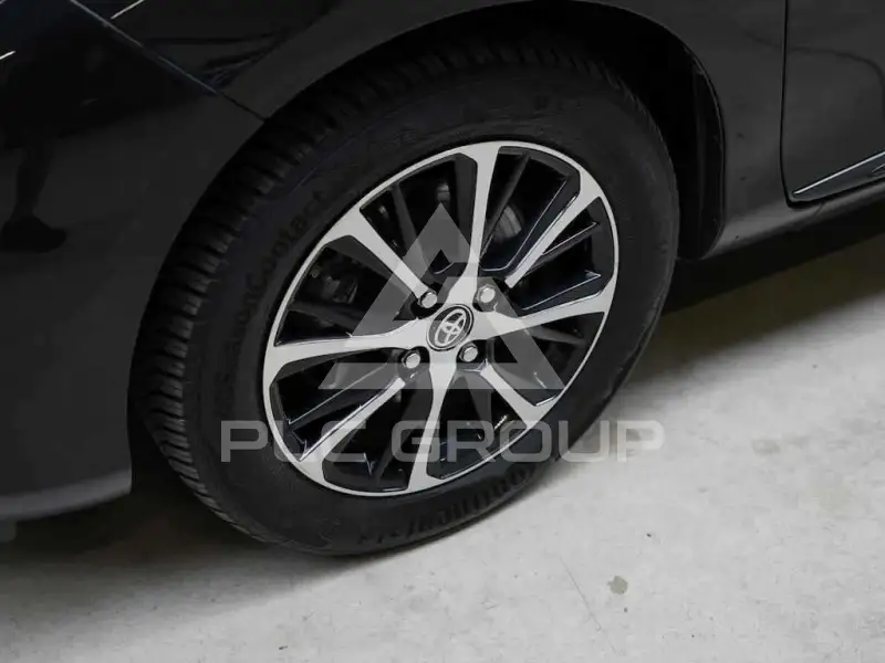 2017 Toyota YARIS