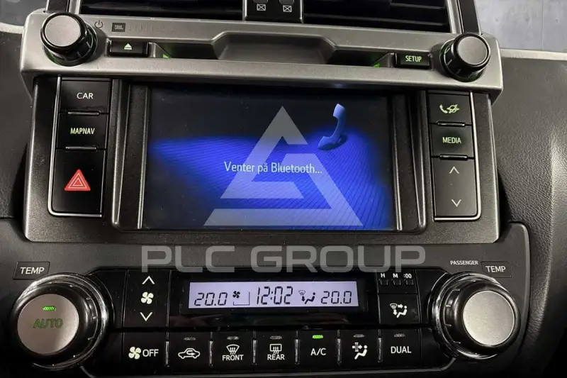 2017 Toyota LAND CRUISER