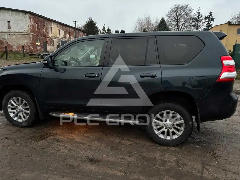 2017 Toyota LAND CRUISER