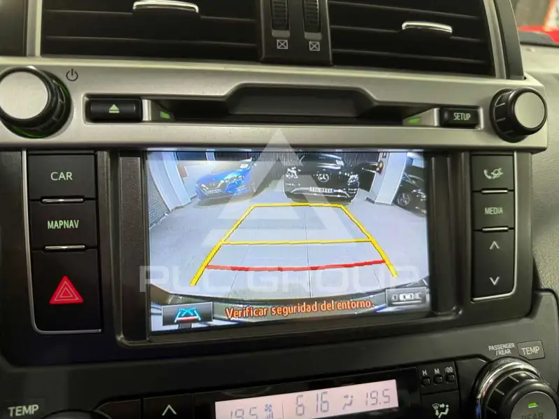 2017 Toyota LAND CRUISER