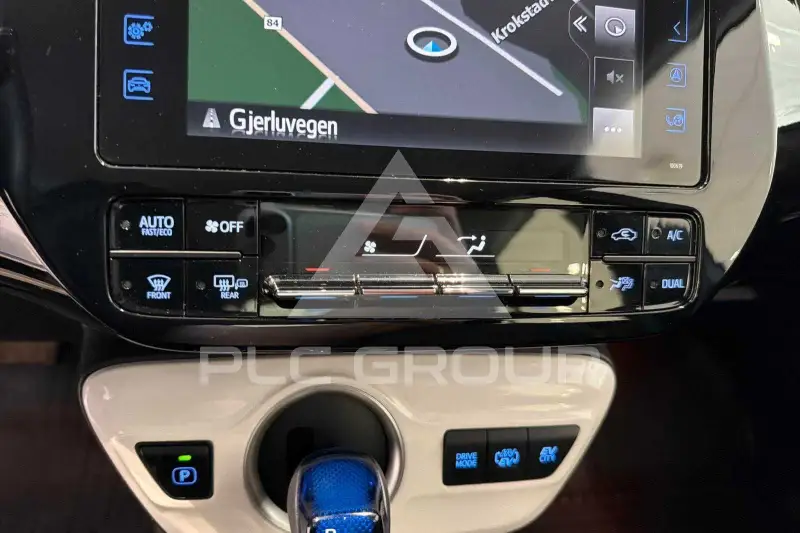 2017 Toyota PRIUS