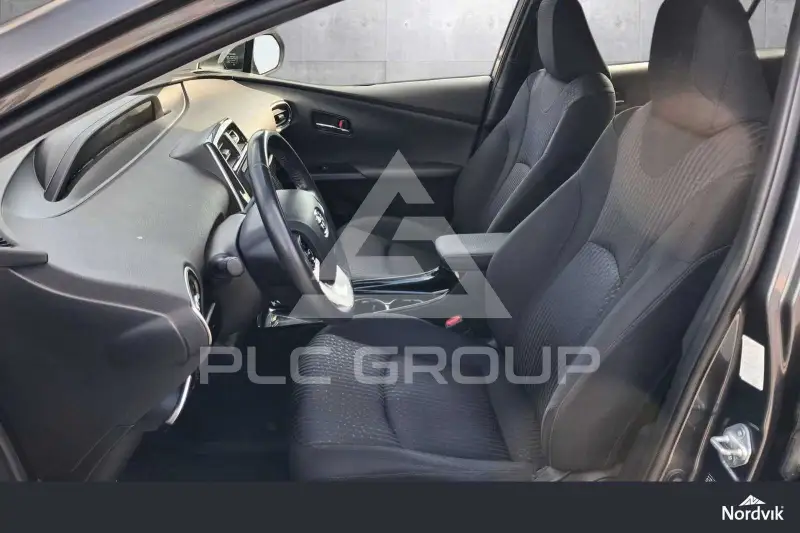 2017 Toyota PRIUS