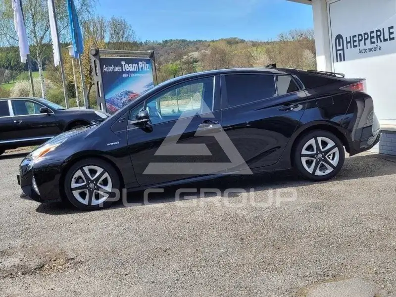 2017 Toyota PRIUS