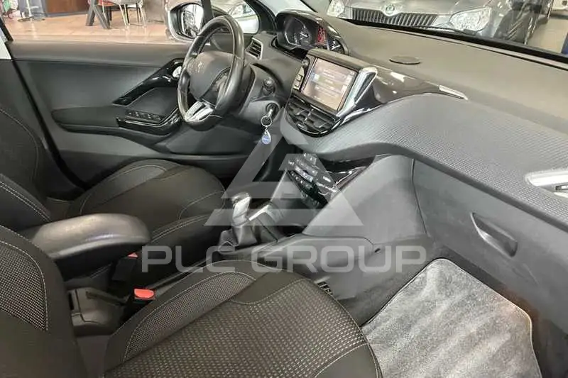 2017 Peugeot 208