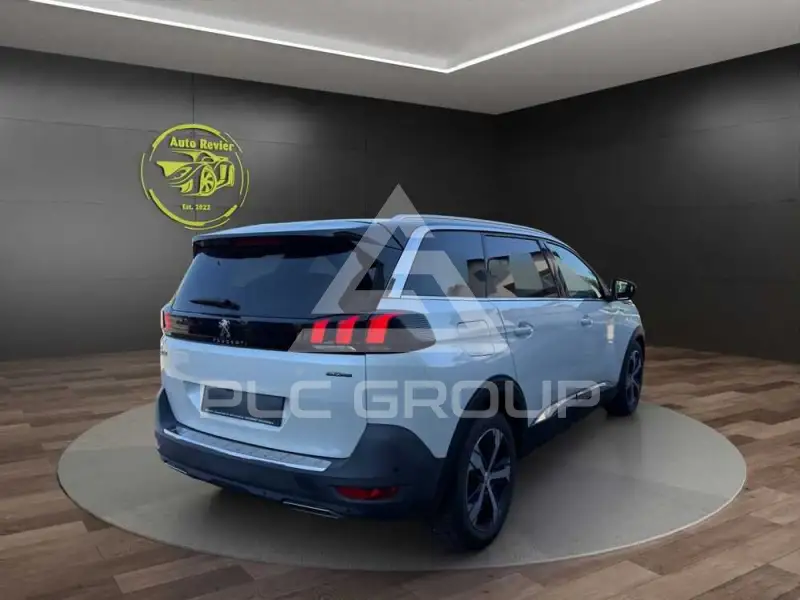 2017 Peugeot 5008