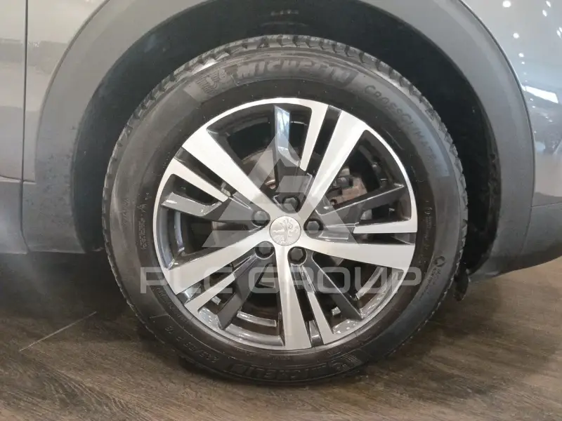2017 Peugeot 5008