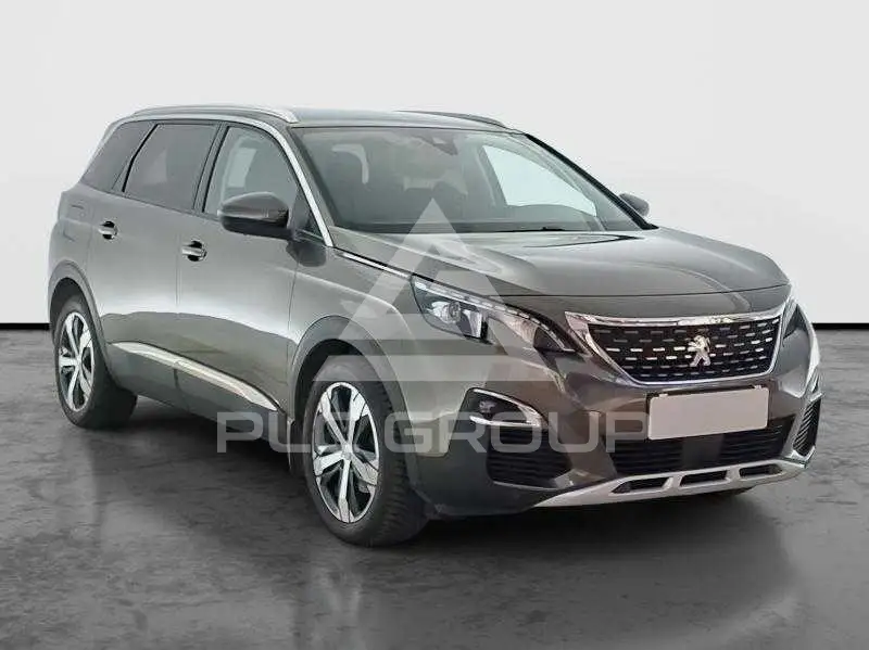 2017 Peugeot 5008