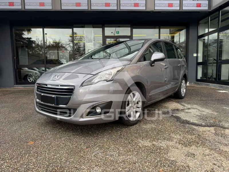 2017 Peugeot 5008