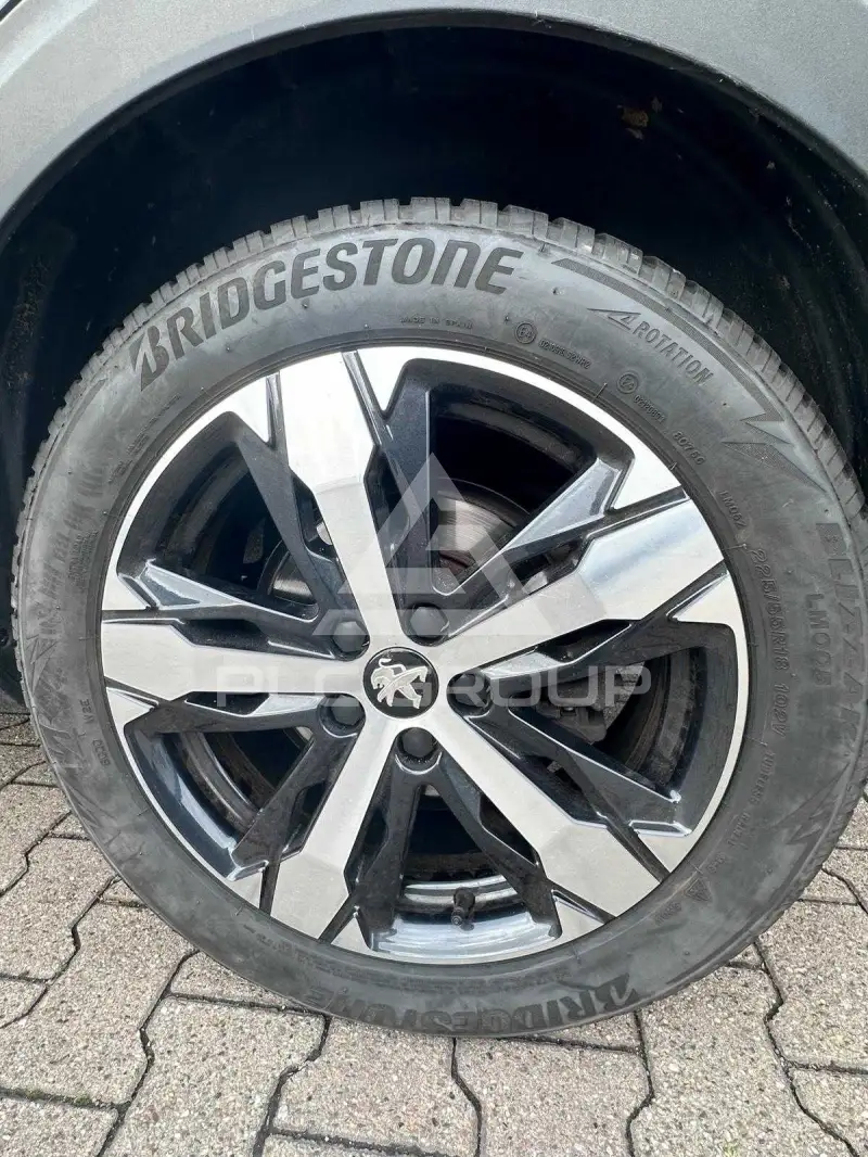 2017 Peugeot 5008