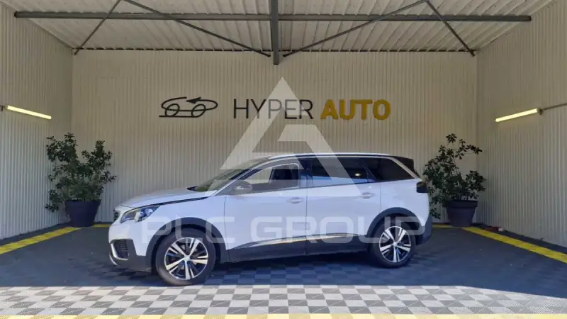 2017 Peugeot 5008