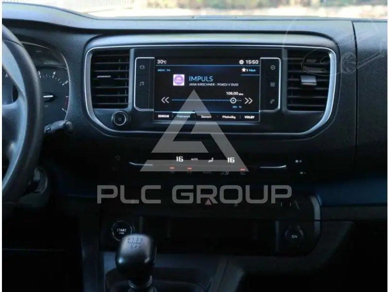 2017 Peugeot Traveller