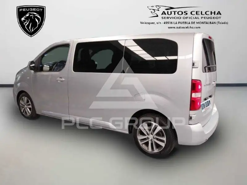 2017 Peugeot Traveller