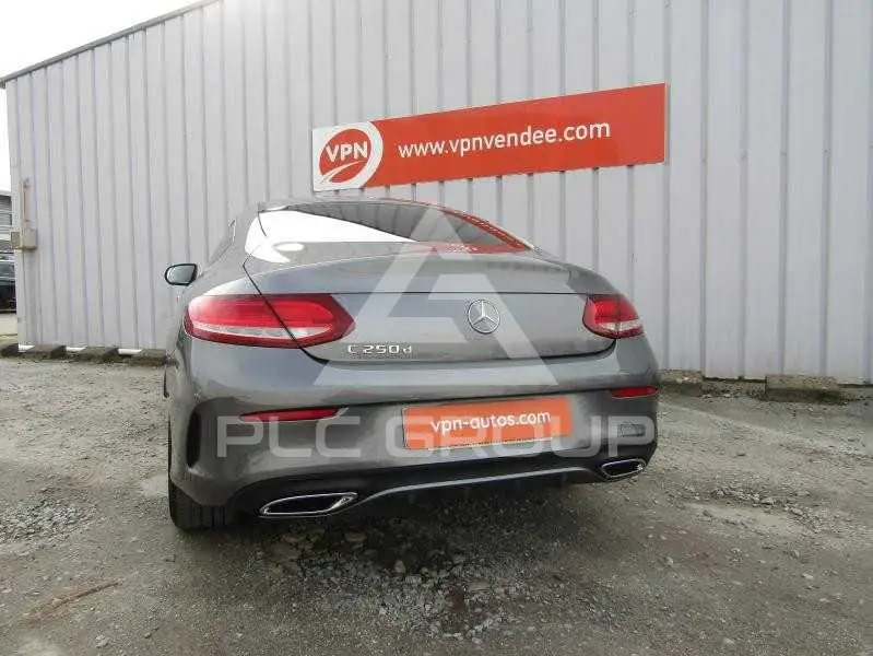 2017 Mercedes Benz C-Class