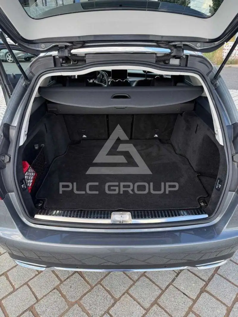 2017 Mercedes Benz C-Class