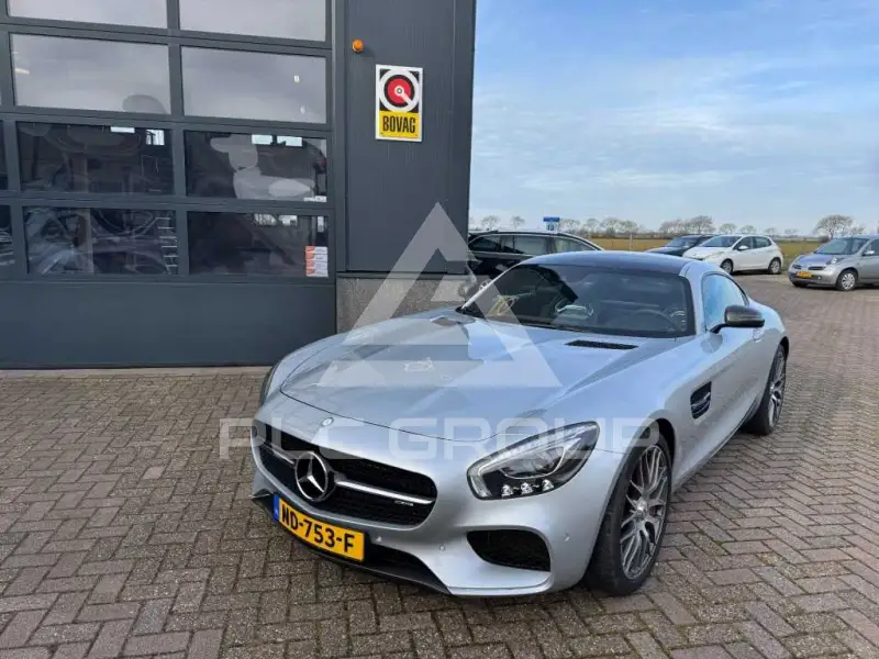 2017 Mercedes Benz GT