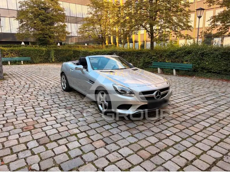 2017 Mercedes Benz SLC-Class