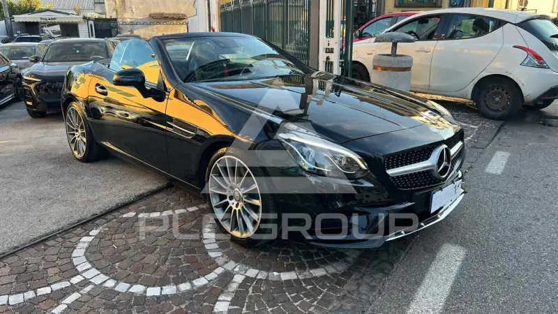 2017 Mercedes Benz SLC-Class