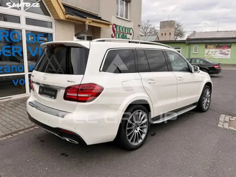 2017 Mercedes Benz GLS-Class