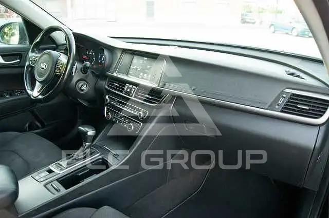 2017 KIA Optima