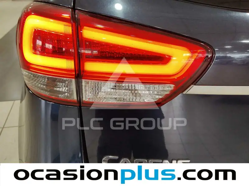 2017 KIA Carens