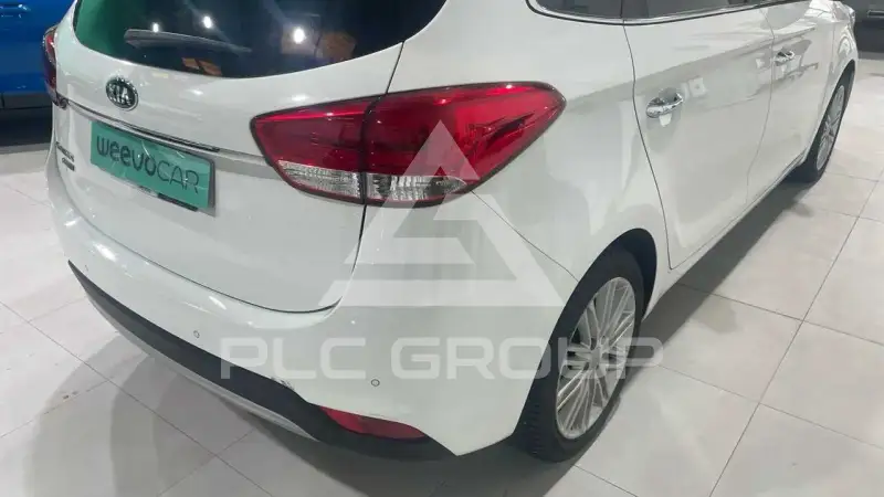 2017 KIA Carens