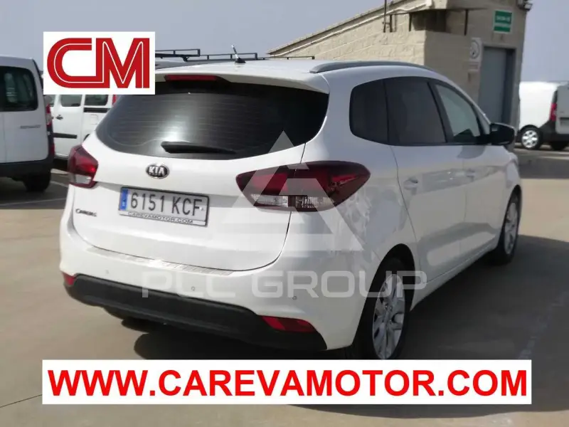 2017 KIA Carens