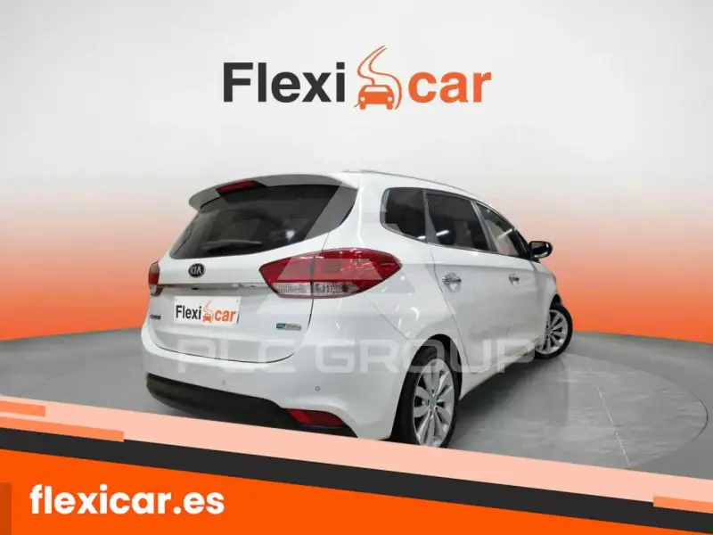 2017 KIA Carens
