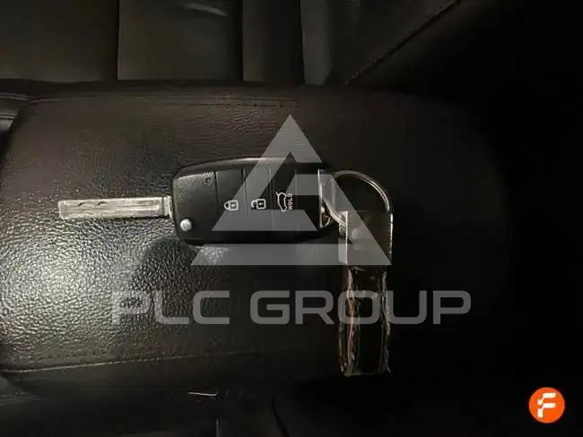 2017 KIA Carens