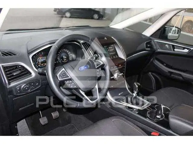 2017 Ford S-Max
