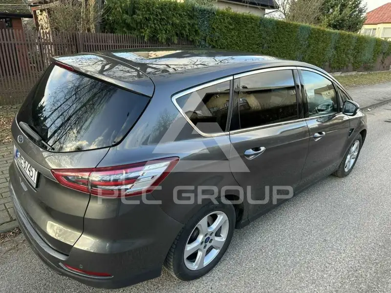 2017 Ford S-Max