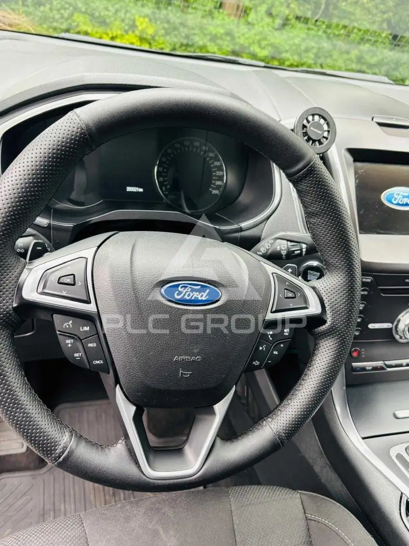 2017 Ford S-Max