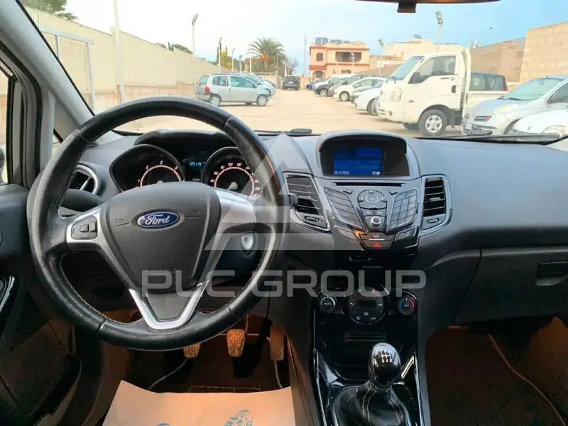 2017 Ford FIESTA