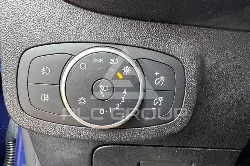 2017 Ford FIESTA