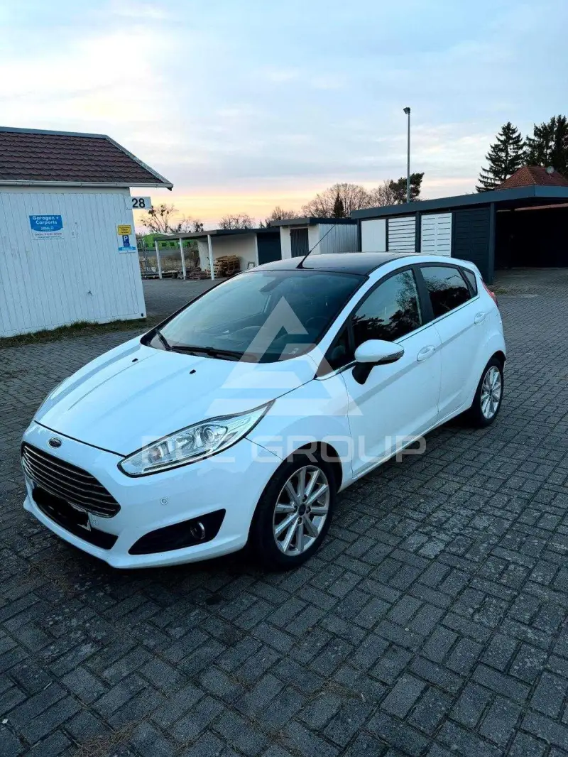 2017 Ford FIESTA