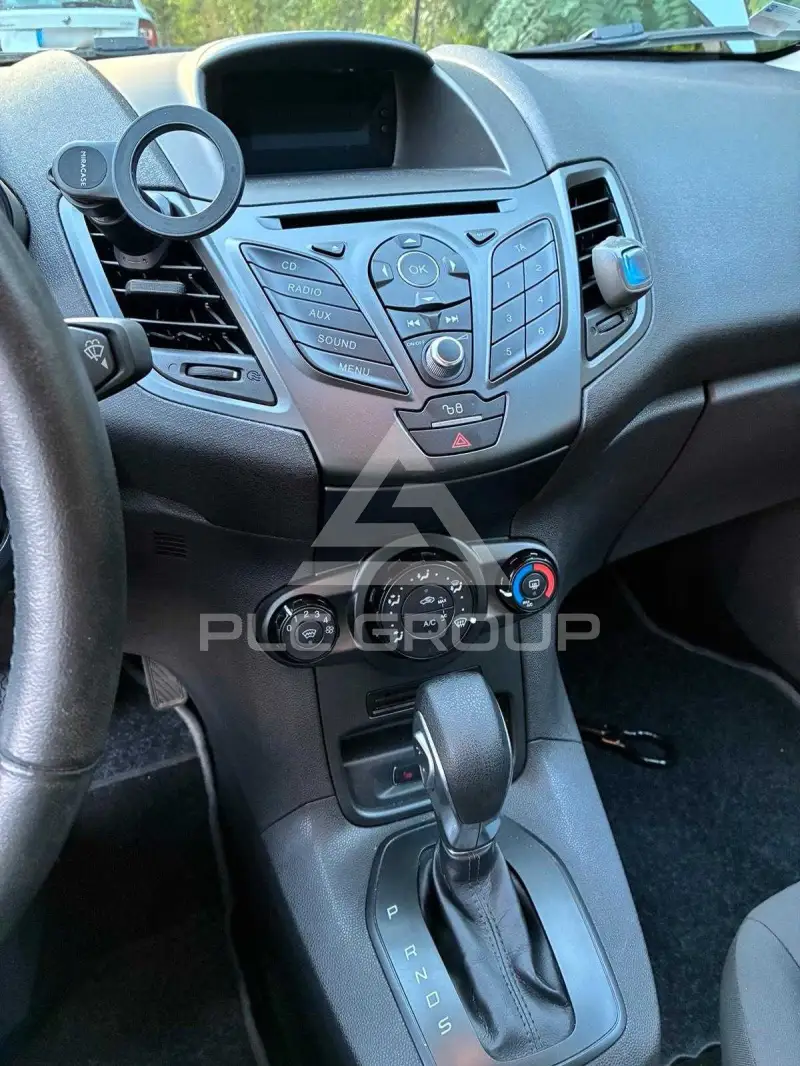 2017 Ford FIESTA
