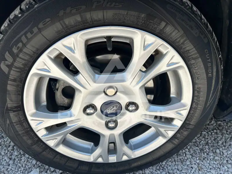 2017 Ford FIESTA