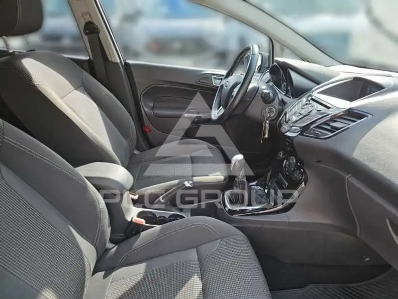 2017 Ford FIESTA