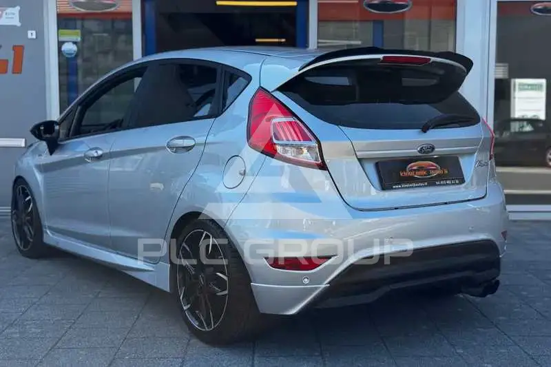 2017 Ford FIESTA