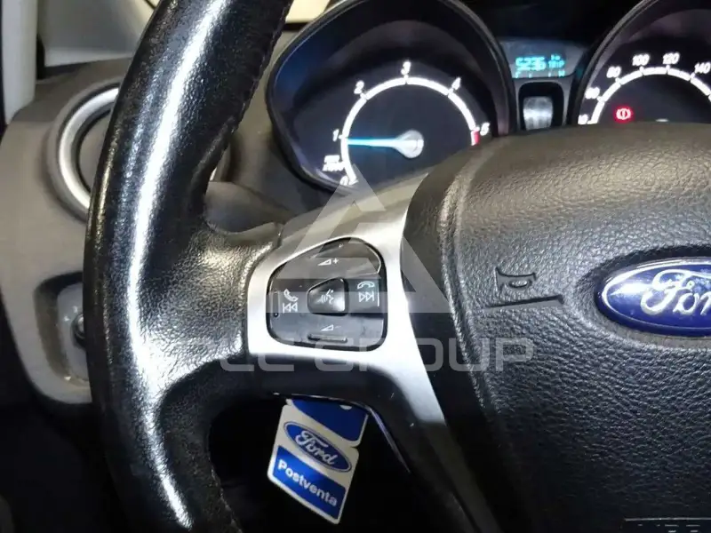 2017 Ford FIESTA