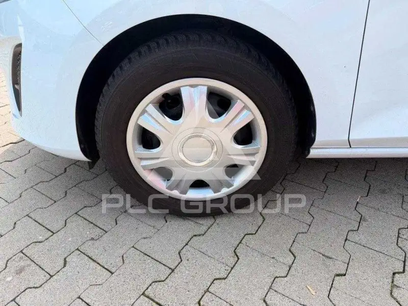2017 Ford FIESTA