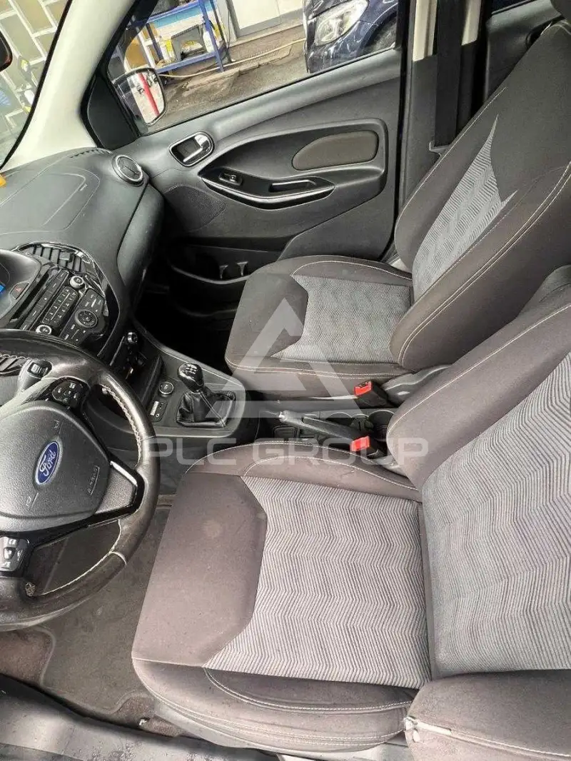 2017 Ford KA