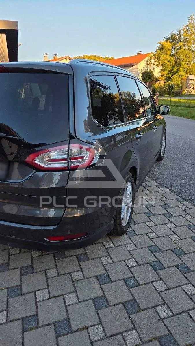 2017 Ford GALAXY