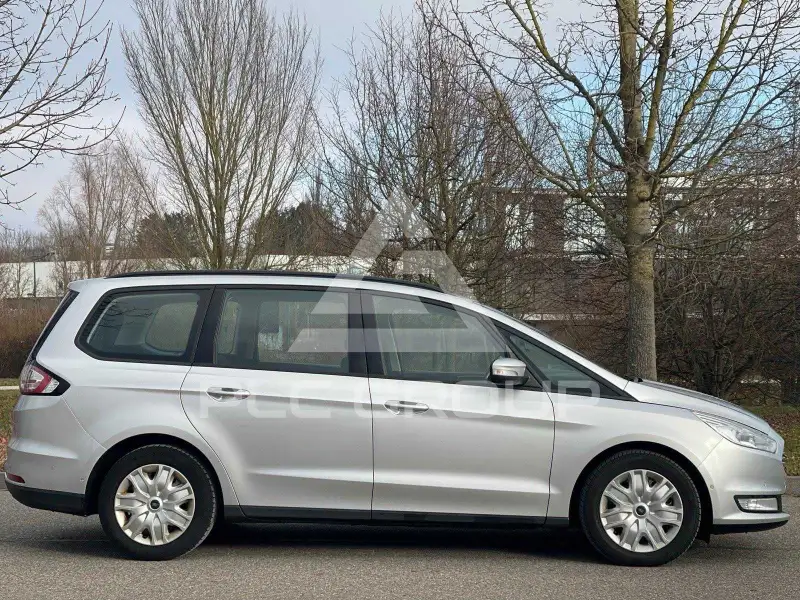 2017 Ford GALAXY