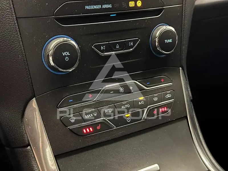 2017 Ford GALAXY
