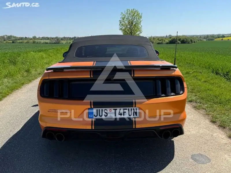 2017 Ford MUSTANG